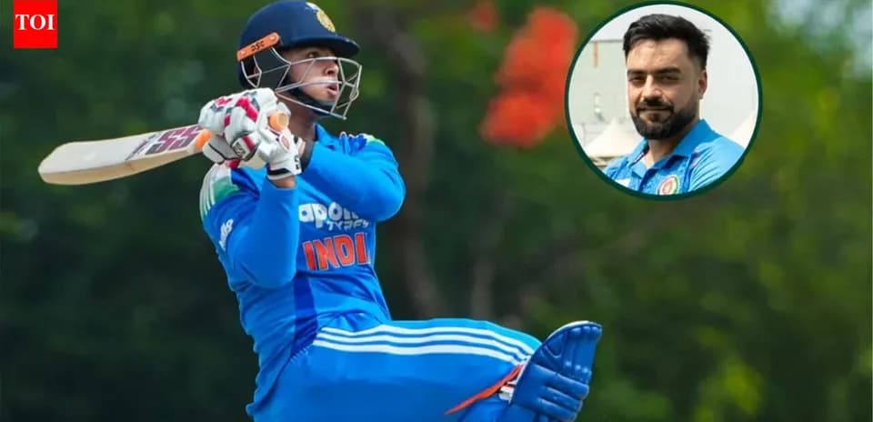 Joueur de cricket frappant la balle au bâton