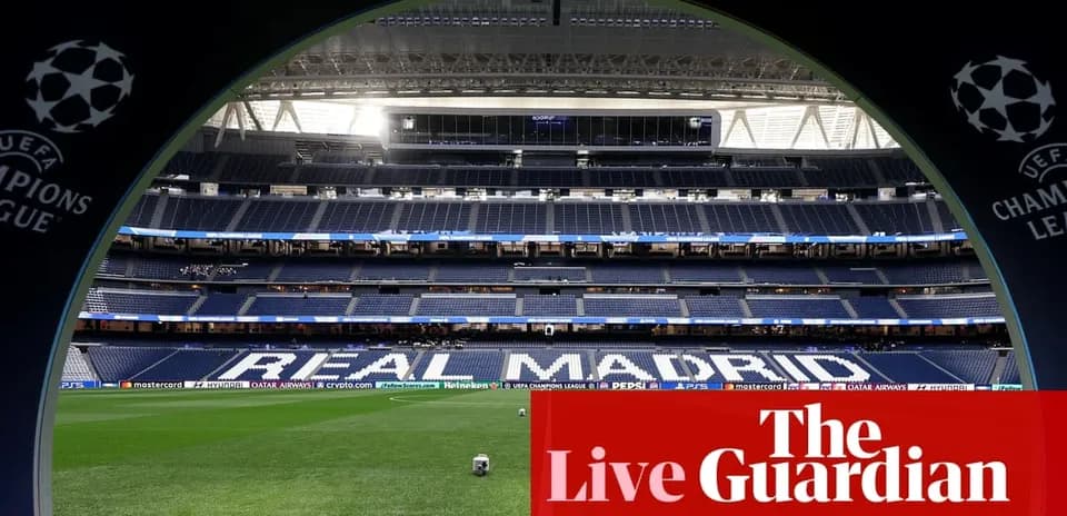 Vue du stade avec 'REAL MADRID' en lettres géantes