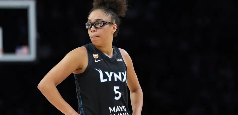 Joueuse des Lynx en tenue sur le terrain
