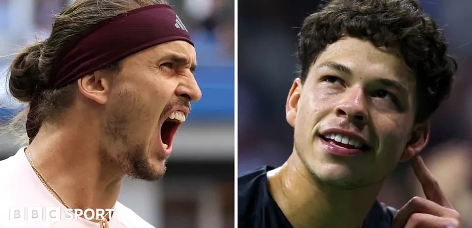 Deux joueurs de tennis, l'un en train de crier