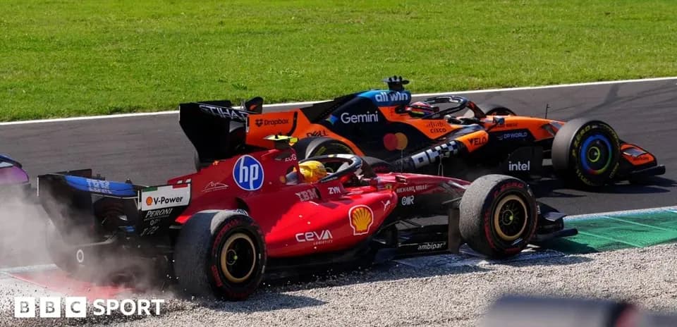 Voitures de Formule 1 en compétition sur circuit