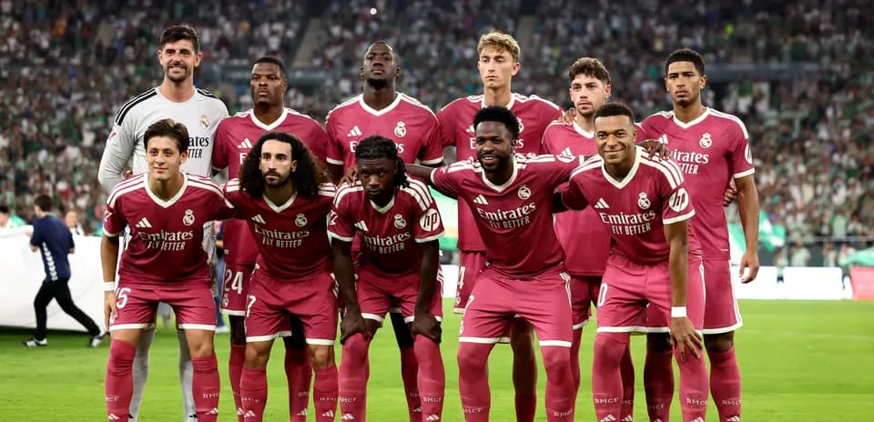 Équipe du Real Madrid posant avant le match