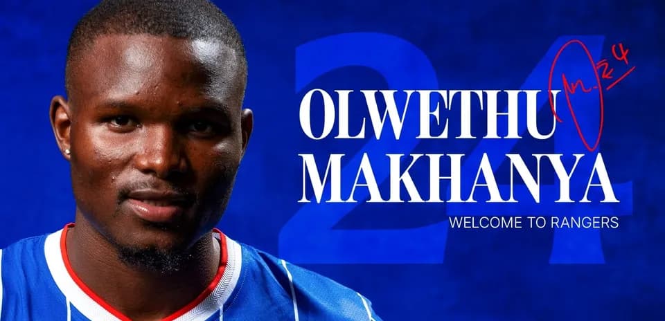 Joueur en maillot bleu avec texte de bienvenue