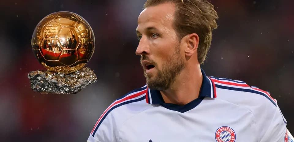 Joueur avec un ballon d'or en arrière-plan
