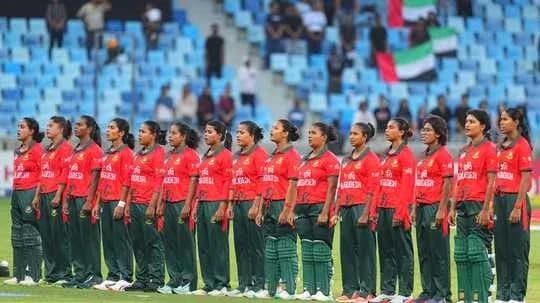 Équipe féminine de cricket du Bangladesh en formation