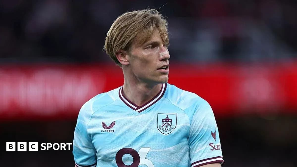 Joueur de Burnley en action sur le terrain