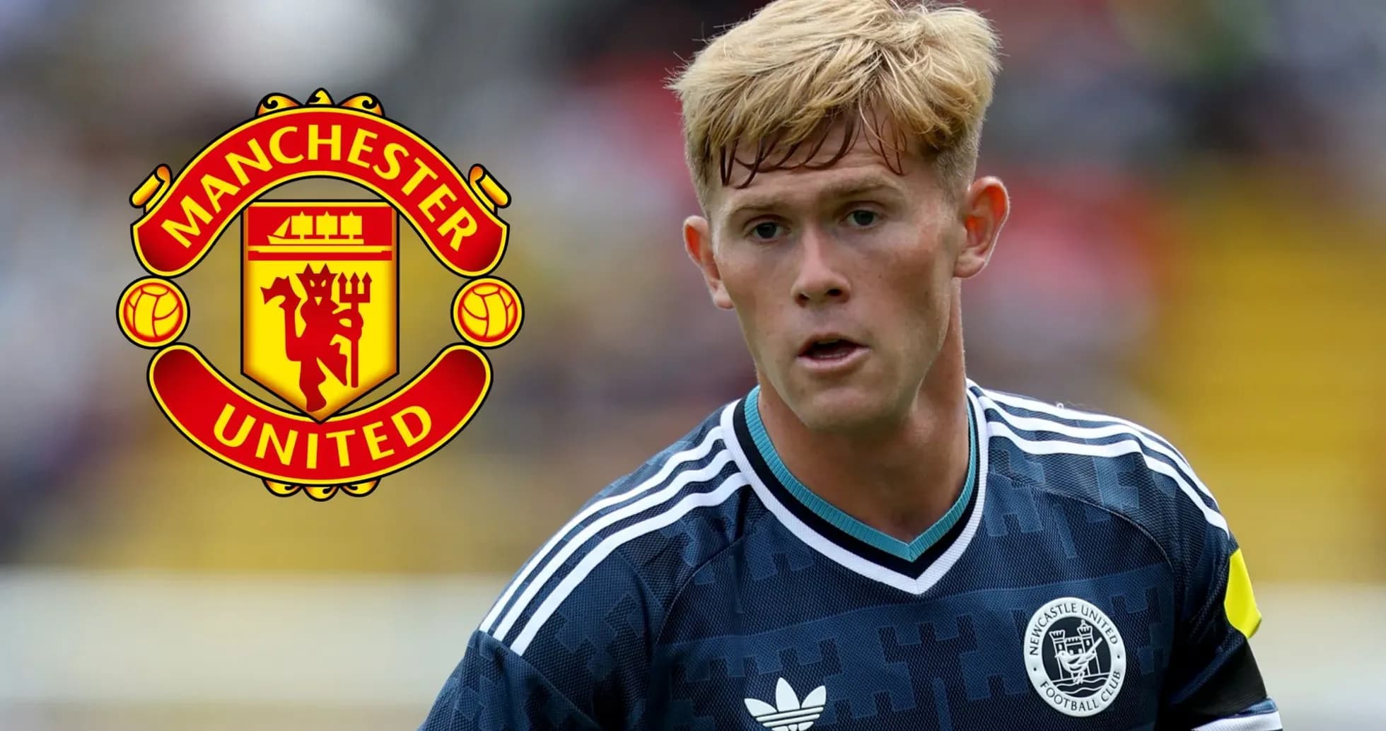 Joueur en action avec le logo de Manchester United