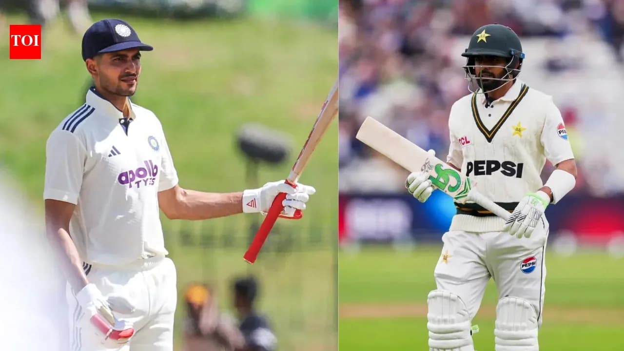 Deux joueurs de cricket se préparant à battre