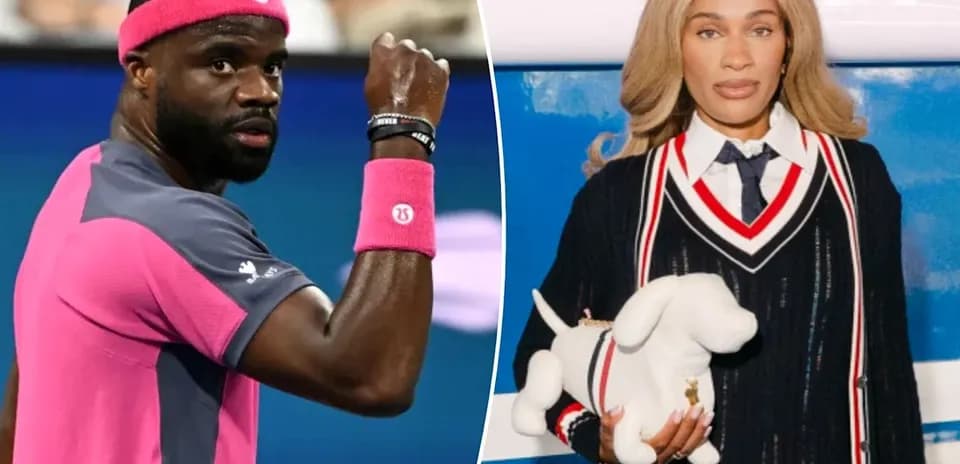 Joueur de tennis célébrant et mannequin avec un chien