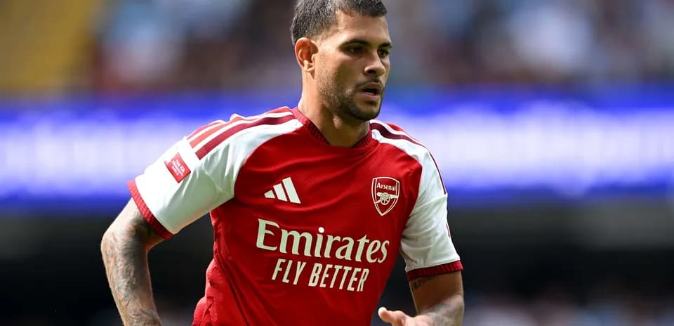 Joueur d'Arsenal en action pendant le match