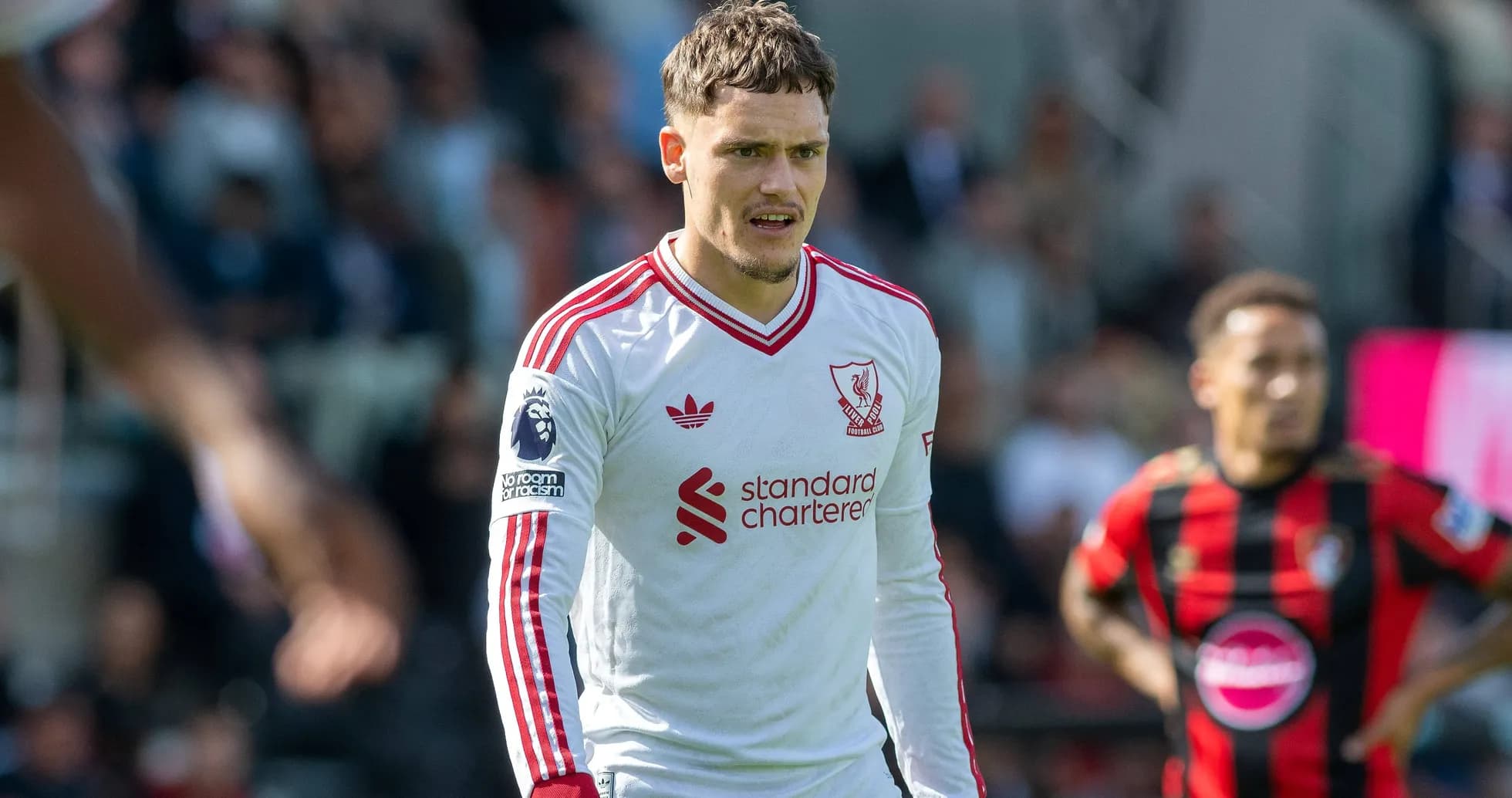 Joueur de Liverpool en action sur le terrain