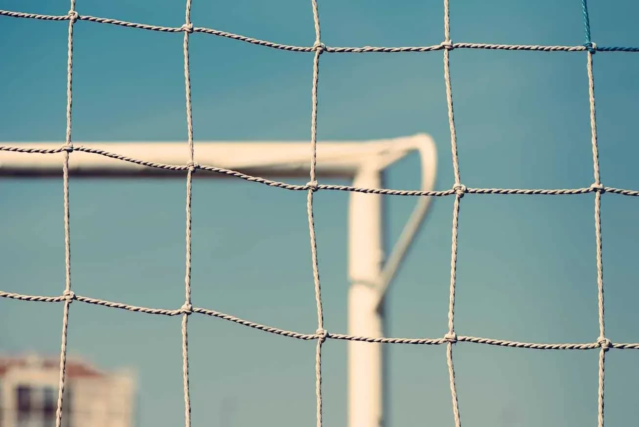 Filet de but avec cadre de but en arrière-plan