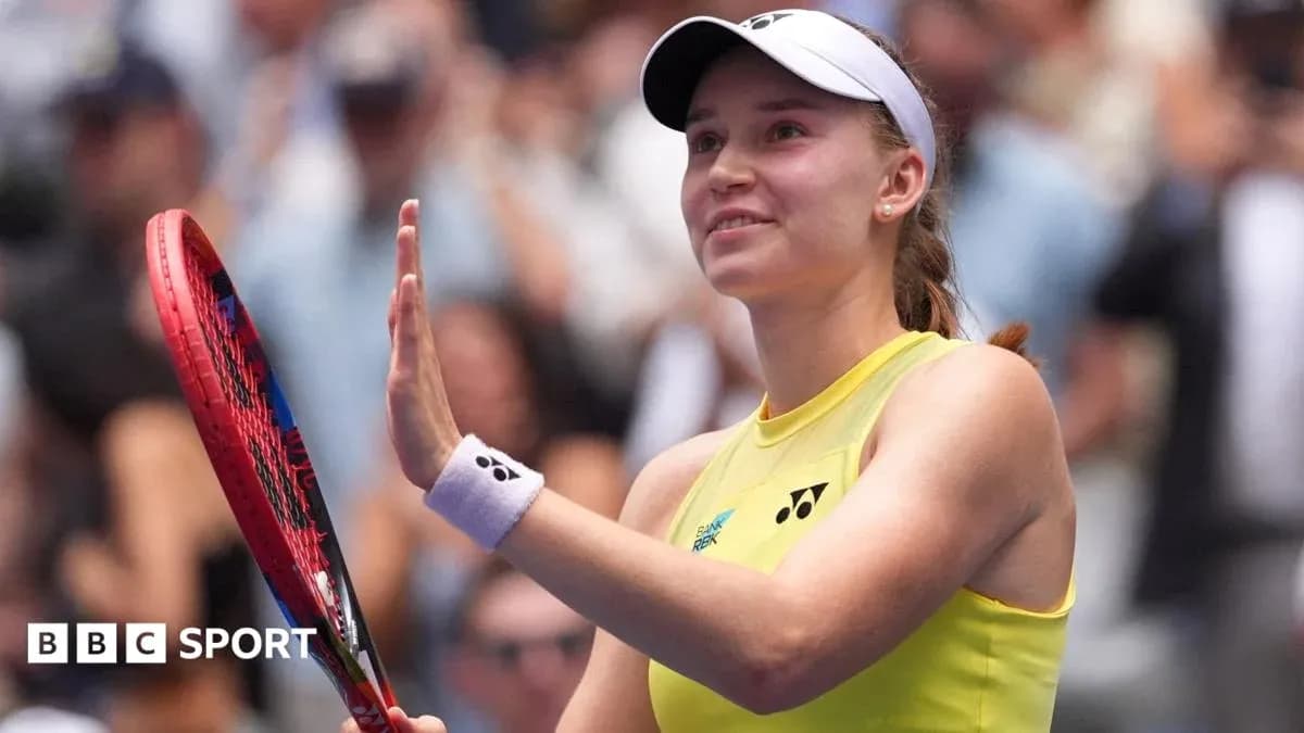 Joueuse de tennis saluant le public après un match