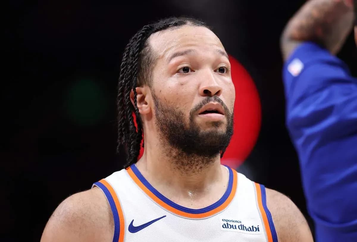 Joueur de basketball avec un maillot de l'équipe