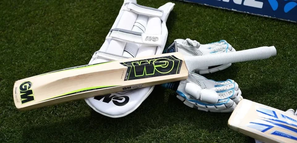 Équipement de cricket sur le terrain d'entraînement