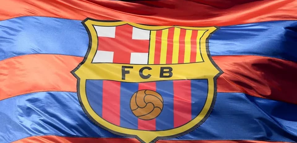 Drapeau du FC Barcelone avec le logo