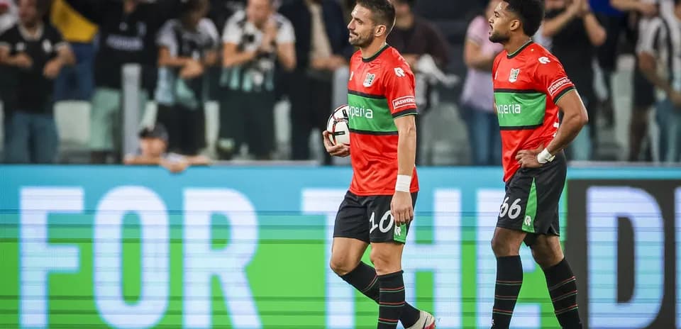 Joueurs quittant le terrain après un match