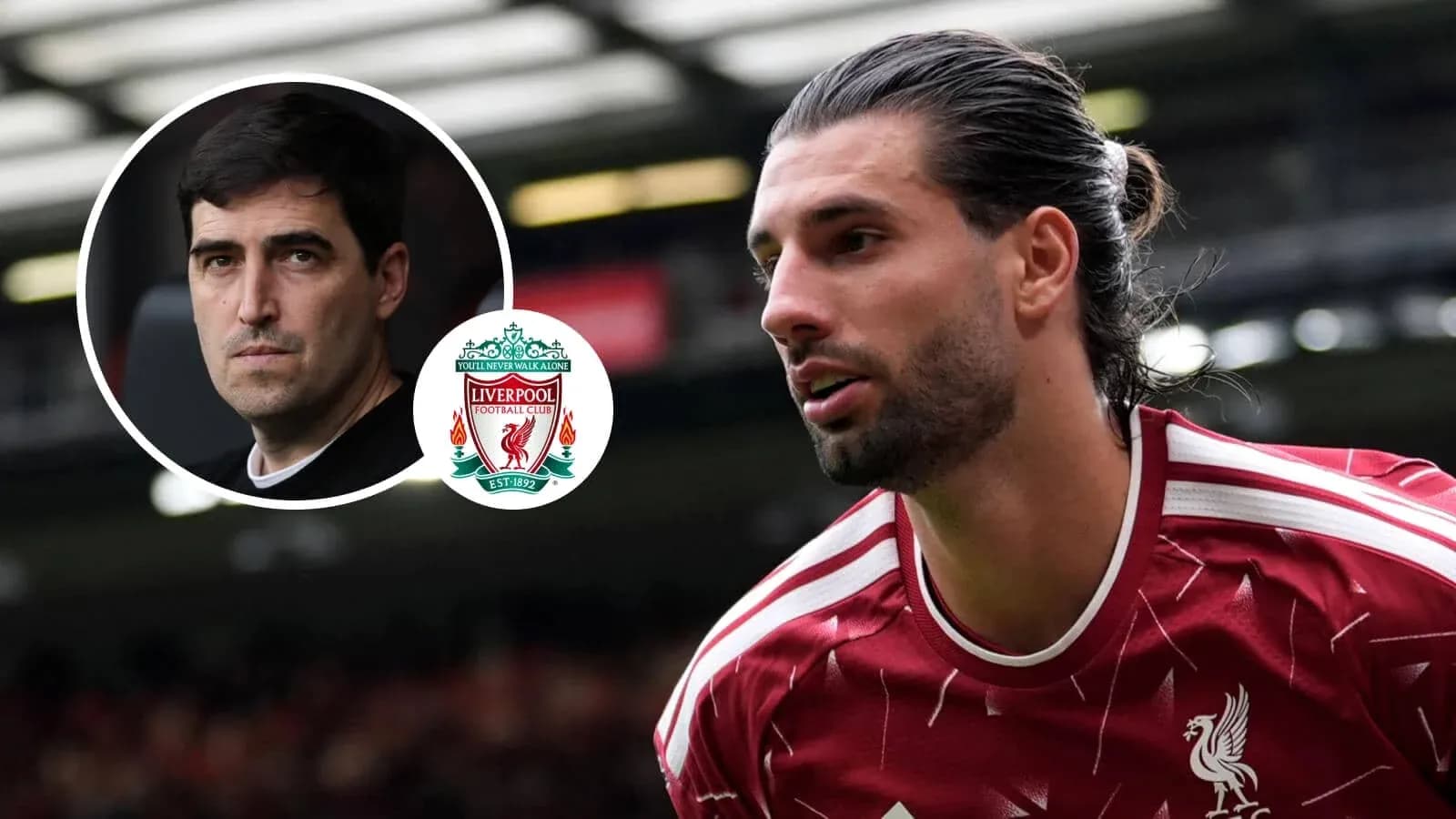 Joueur de Liverpool en action avec logo du club