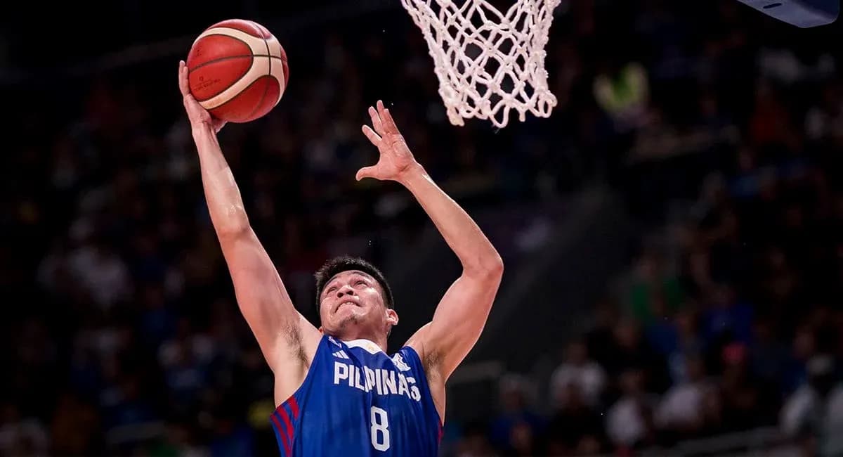 Joueur effectuant un tir au panier au basket