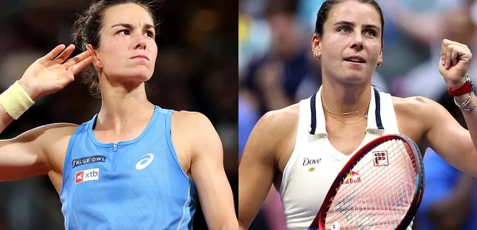 Deux joueuses de tennis célébrant des victoires