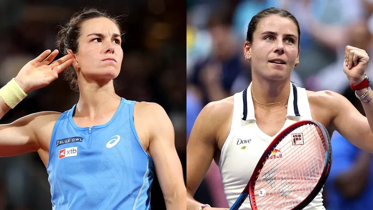 Deux joueuses de tennis célébrant des victoires