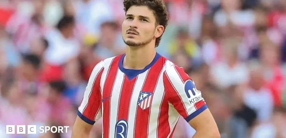 Joueur d'Atletico Madrid sur le terrain pendant un match