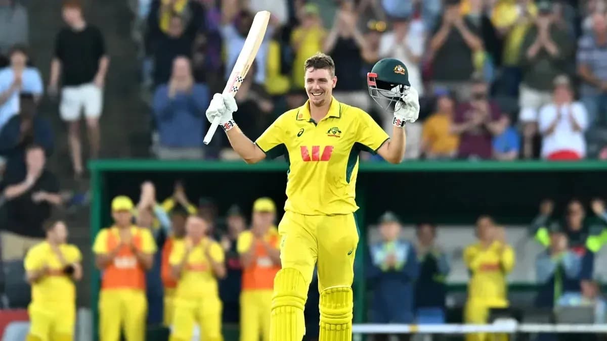 Joueur australien célébrant un score à la batte