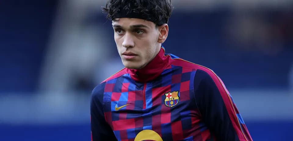 Joueur de Barcelone s'échauffant avant le match