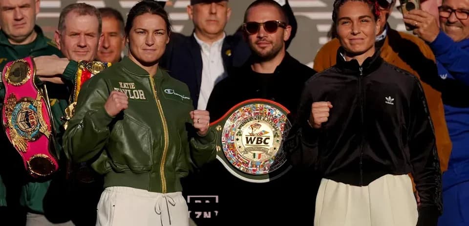 Boxeuses Katie Taylor et challenger en conférence de presse