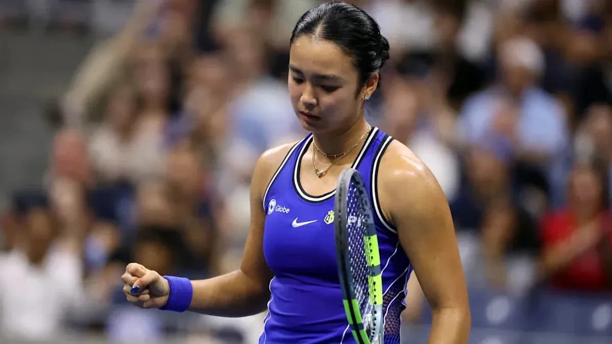 Joueuse de tennis célébrant un point pendant un match