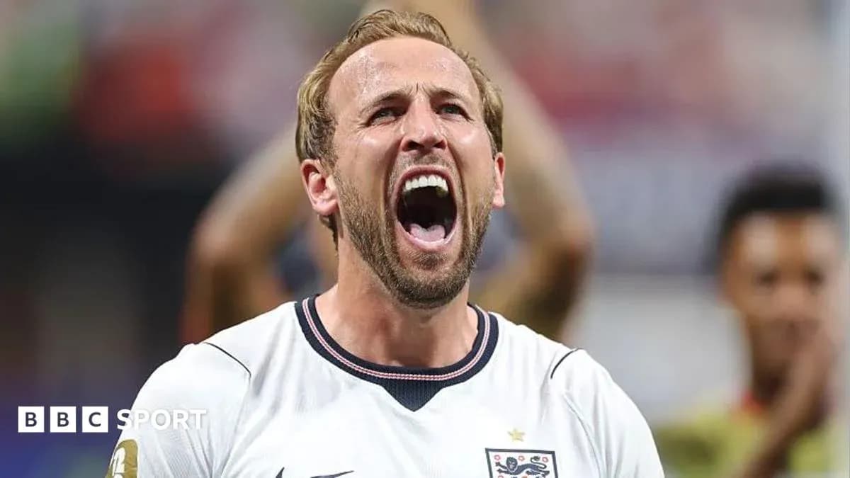 Joueur anglais célébrant un but lors d'un match