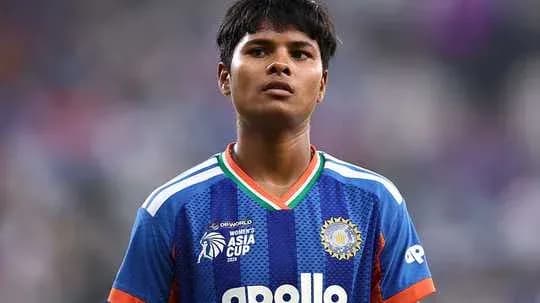 Joueur en tenue de cricket lors de l'Asia Cup