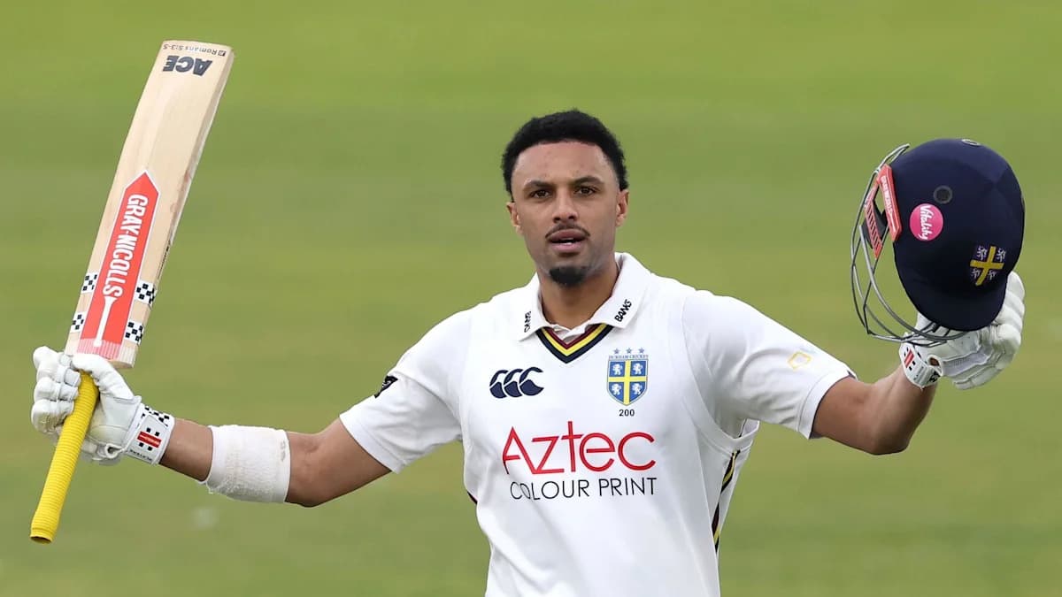 Emilio Gay frappe 141 alors que Durham domine Lancashire en Division Deux