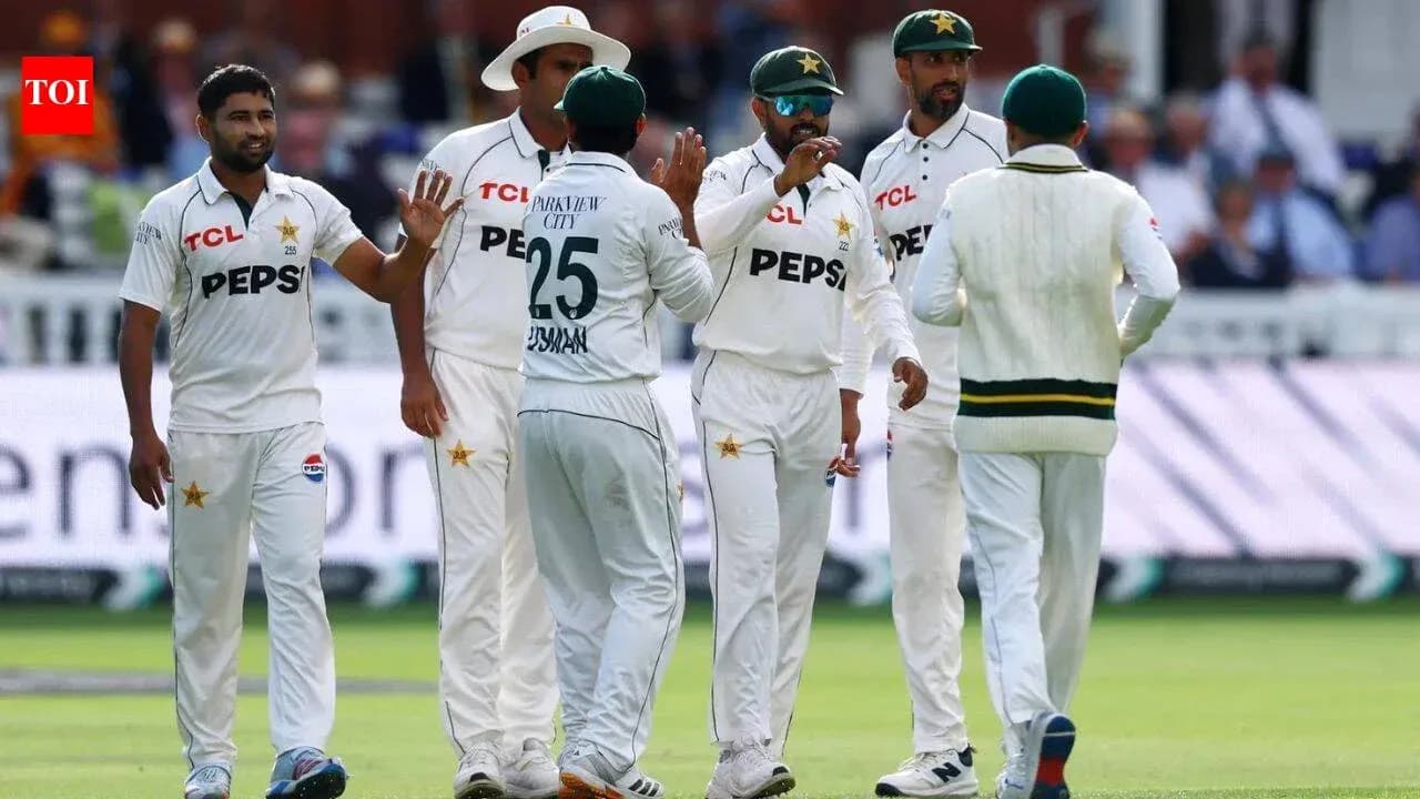 Équipe du Pakistan célébrant un wicket sur le terrain Équipe du Pakistan célébrant un wicket sur le terrain