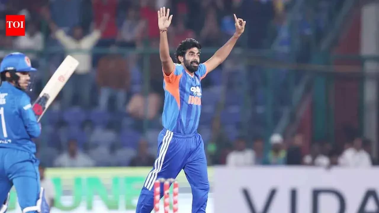 Joueur indien célébrant après une prise de wicket Joueur indien célébrant après une prise de wicket