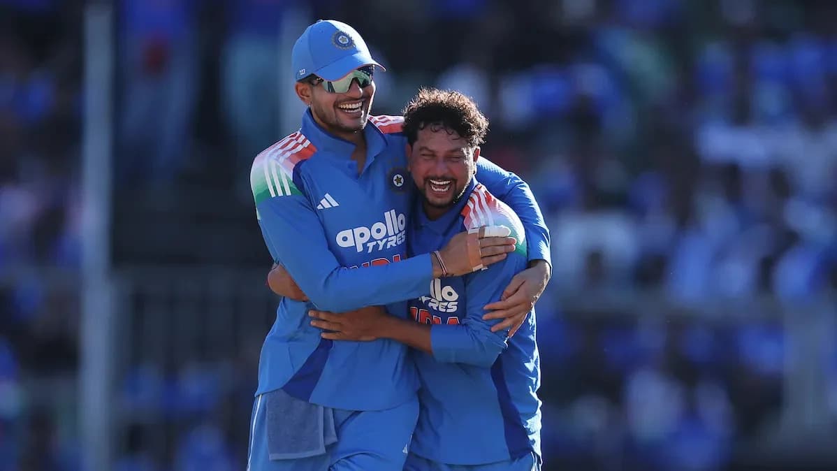 Kuldeep Yadav remporte le titre de Joueur du Match malgré le siècle de Virat Kohli lors du 1er ODI Inde vs WI Kuldeep Yadav remporte le titre de Joueur du Match malgré le siècle de Virat Kohli lors du 1er ODI Inde vs WI